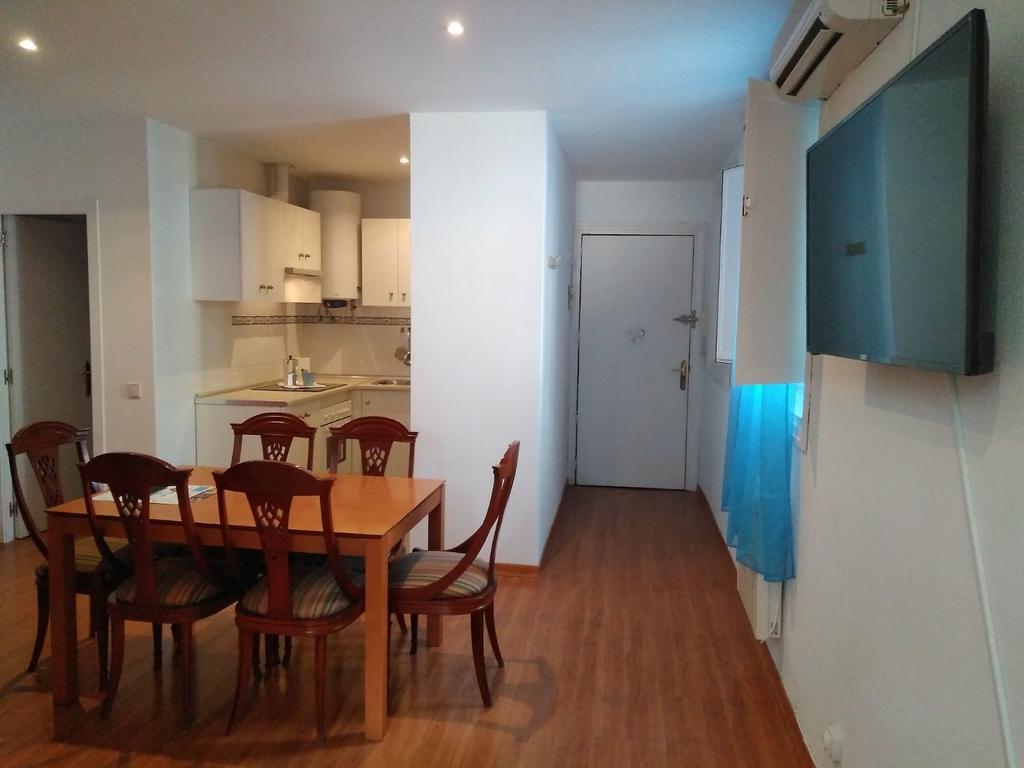 Santa Ana Apartamento Мадрид Екстериор снимка