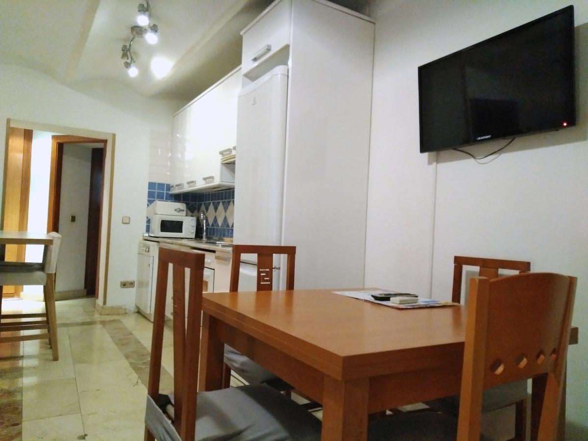 Santa Ana Apartamento Мадрид Екстериор снимка