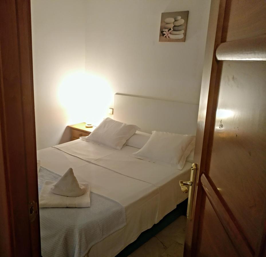 Santa Ana Apartamento Мадрид Екстериор снимка