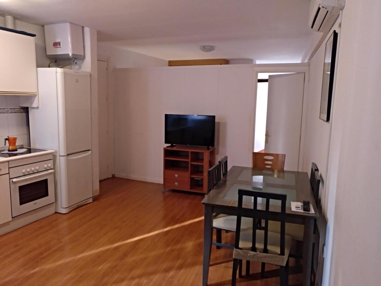 Santa Ana Apartamento Мадрид Стая снимка