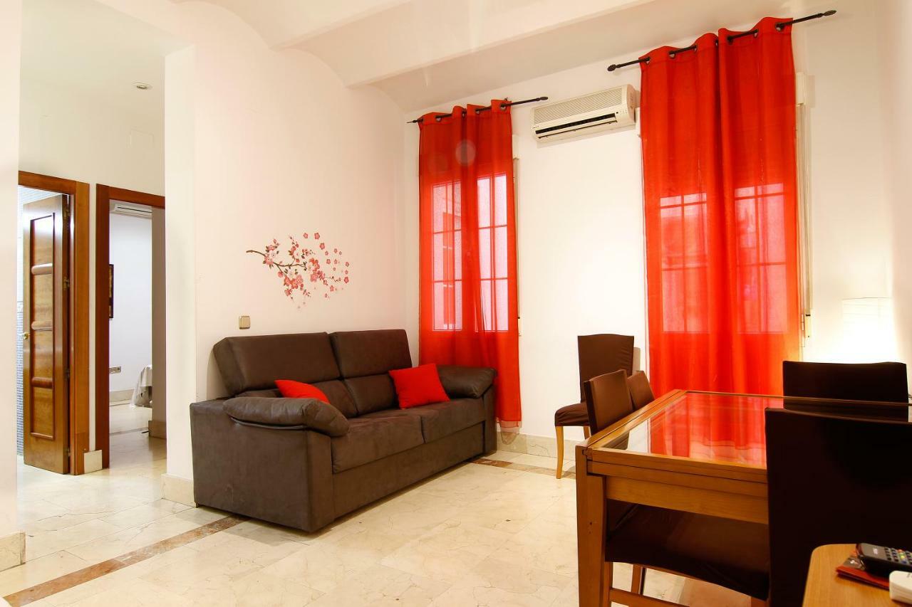 Santa Ana Apartamento Мадрид Екстериор снимка